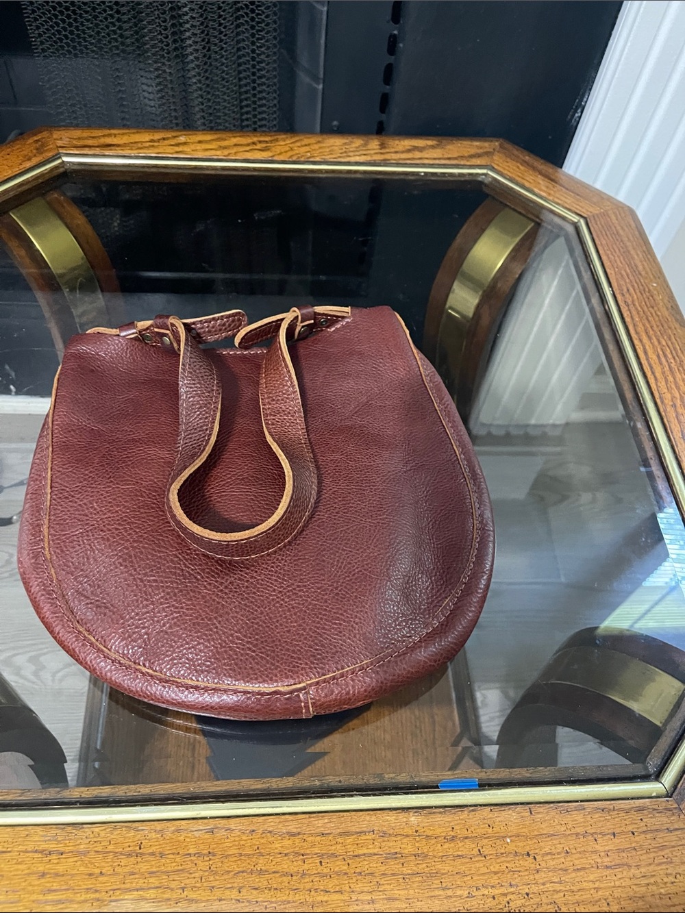 Portland Leather Burgundy Leather Messenger Bag with Tan Piping - Picture 5 of 10
